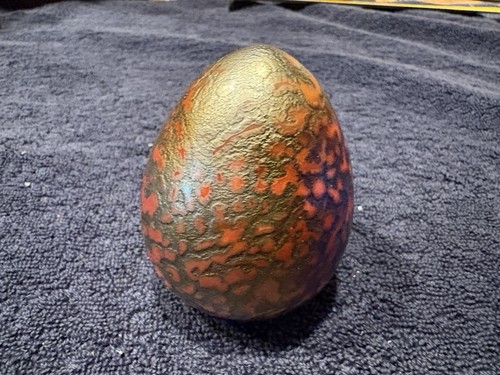 Borowski art glass egg - glass, 3”